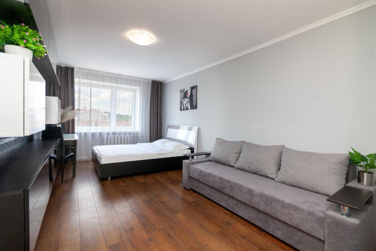 Leogrand Apartments On Svobody إلفيف المظهر الخارجي الصورة